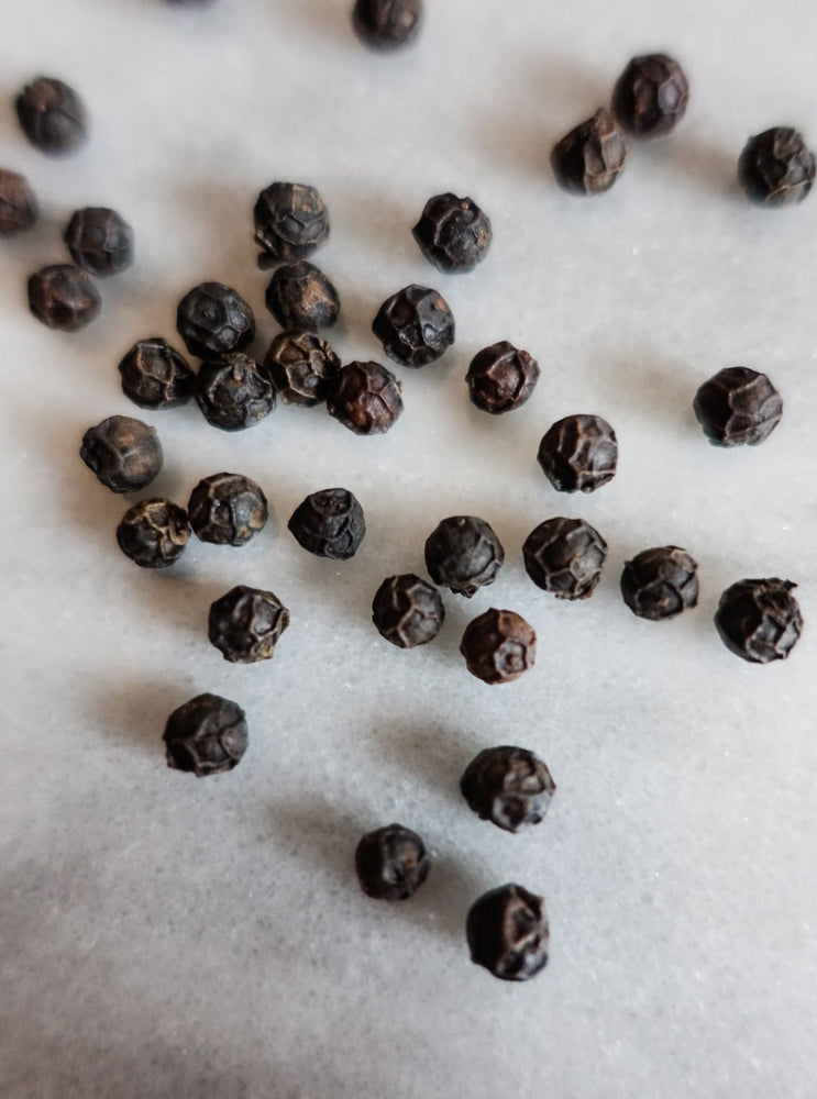 Black Kampot peppercorn from Cambodia - Basis Nuts